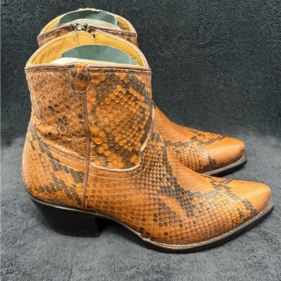NWT Tecovas Zoey Limited Edition Saddle Brown Python Snip Toe Cowgirl Boots 6.5B - Picture 10 of 12